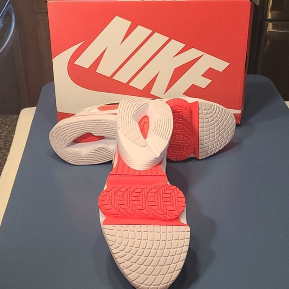 NIKE AIR ZOOM DIVISION MEN'S SHOES 11 - Picture 7 of 14